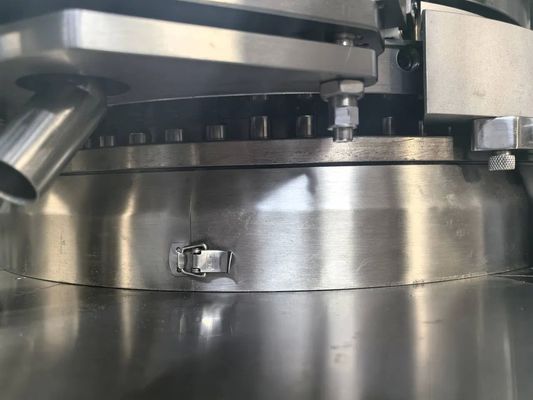 41 σταθμοί υψηλής ταχύτητας πιεστήρα δισκίων με 100 kN κύρια πίεση και 40 kN προπίεση για τη φαρμακευτική παραγωγή προμηθευτής